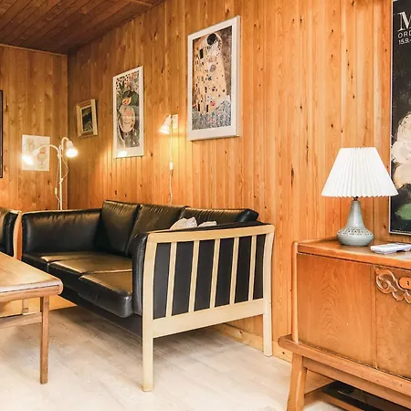 Semesterbostad 6 Person In