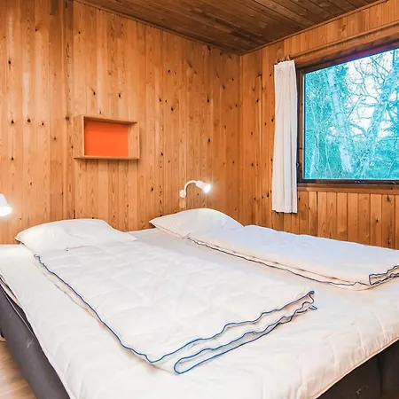 6 Person In Semesterbostad *